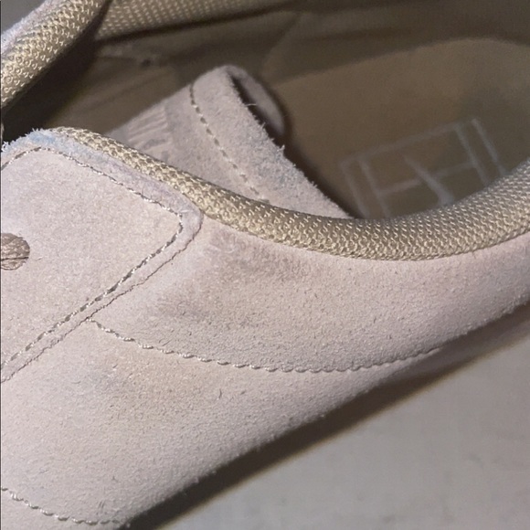 MENS Tan Nike Suede Shoes - Picture 7 of 12